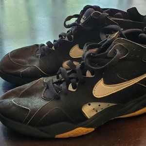 1992 Nike Air Maestro Shoes - Size 9